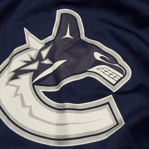 Canucks Jersey Long sleeves Small